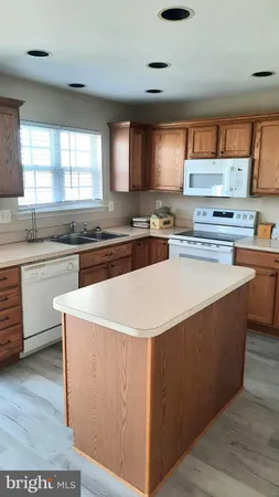 $2,100 | 7546 Stephen Drive, Harrisburg, PA 17111