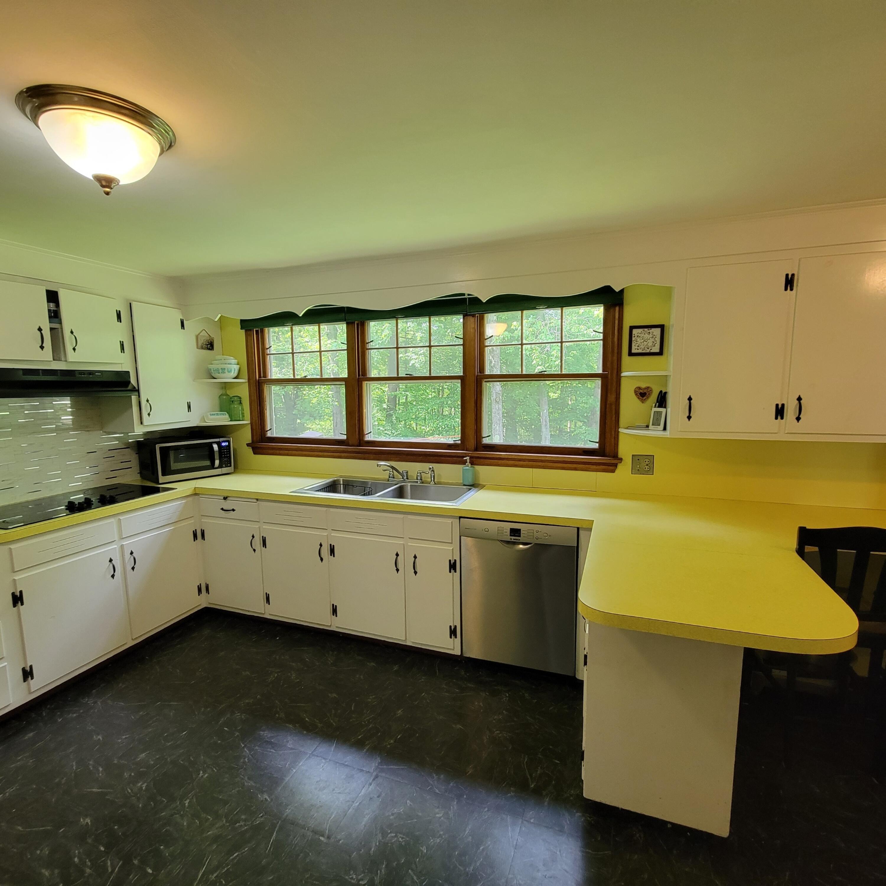 112 Stony Ridge Road Auburn, ME 04210 - Photo 6 of 65 Kitchen