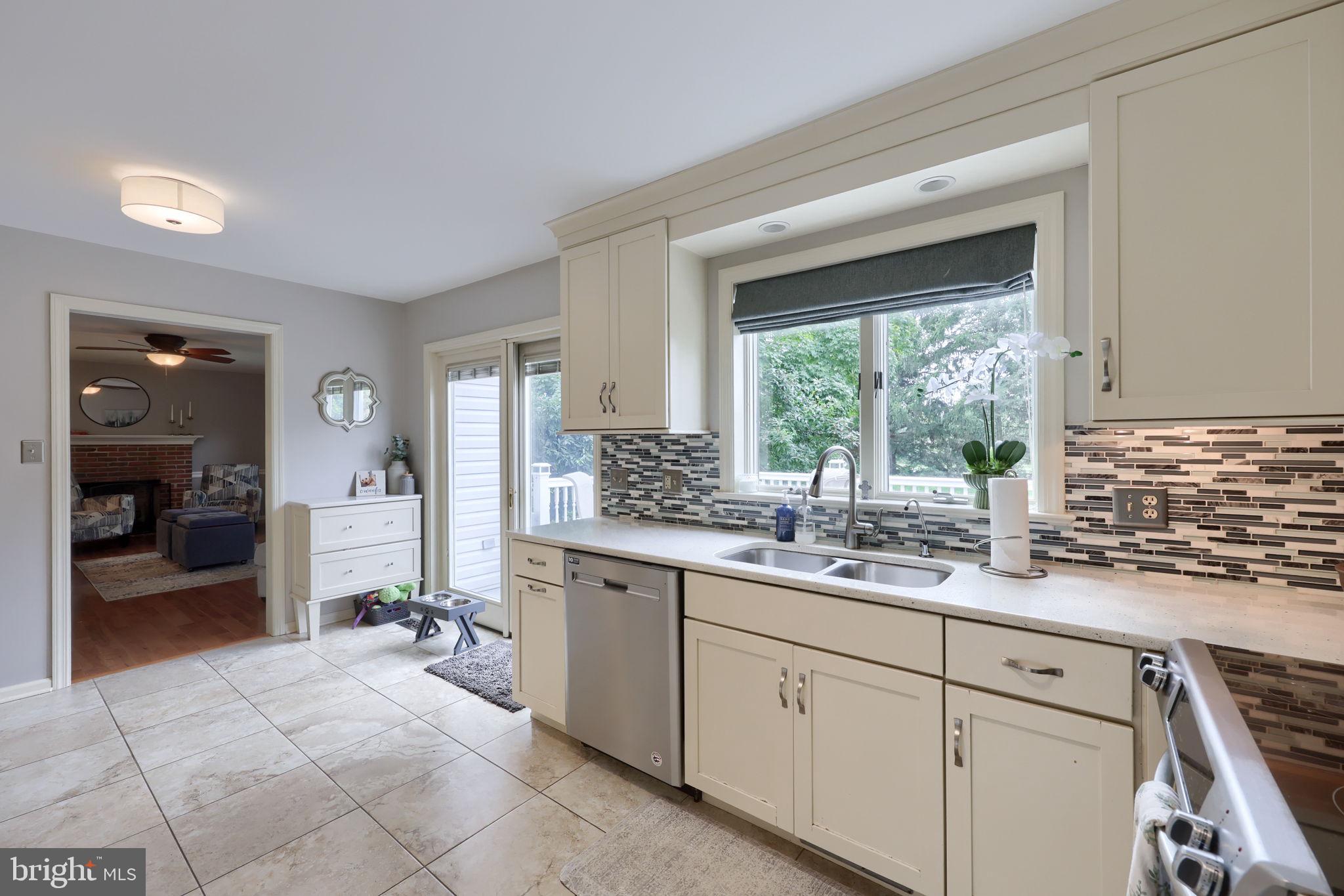 3 Brookfield Road Lititz, PA 17543 - Photo 8 of 44 Gallery Image 8