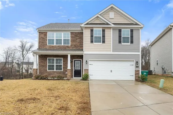 $428,000 | 3696 Waterford Oak Court, High Point, NC 27265