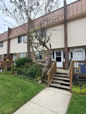 $299,900 | 822 Marshall Court, Unit 810, Ventnor City, NJ 08406