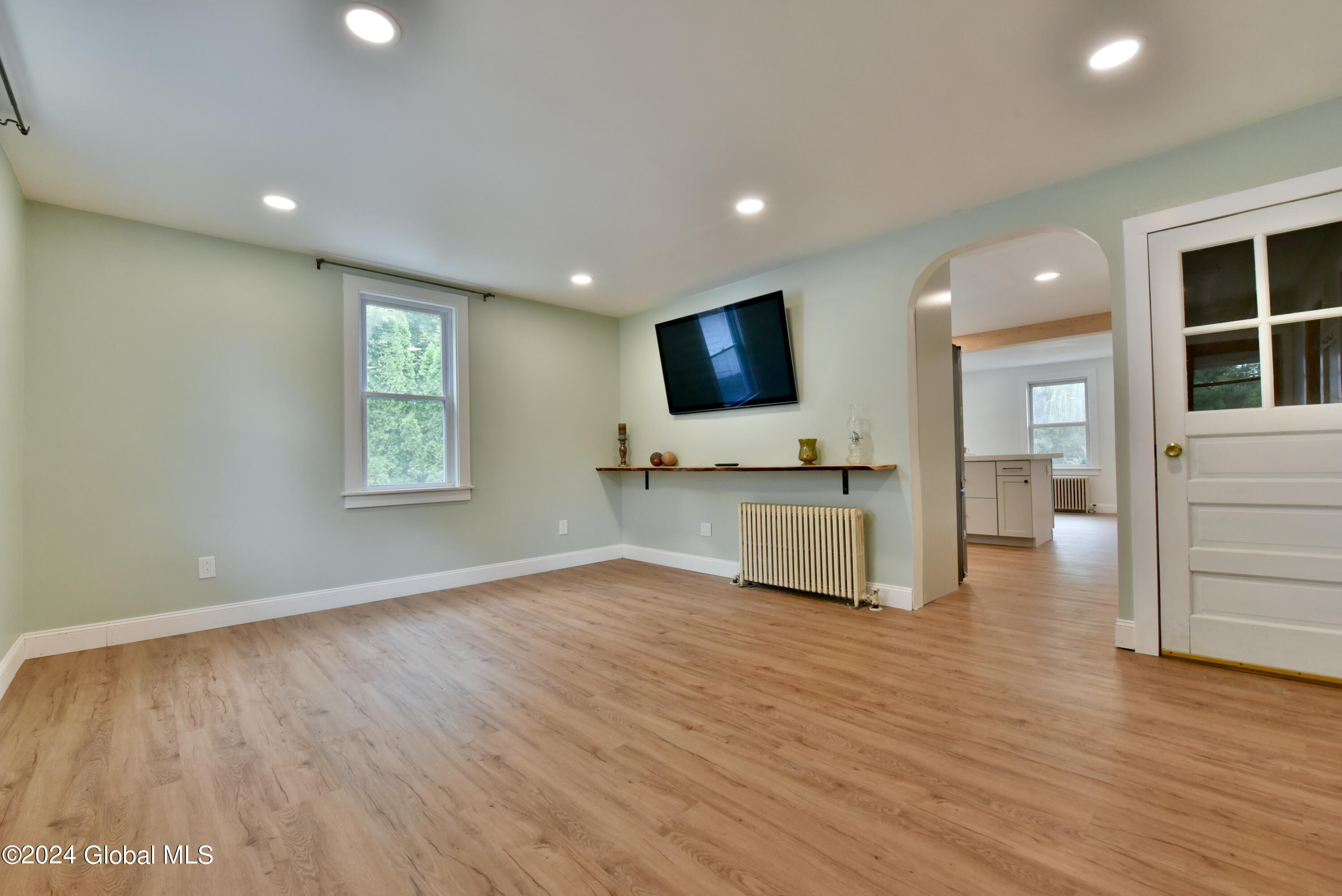 186 Vischer Ferry Road Rexford, NY 12148 - Photo 16 of 37 20
