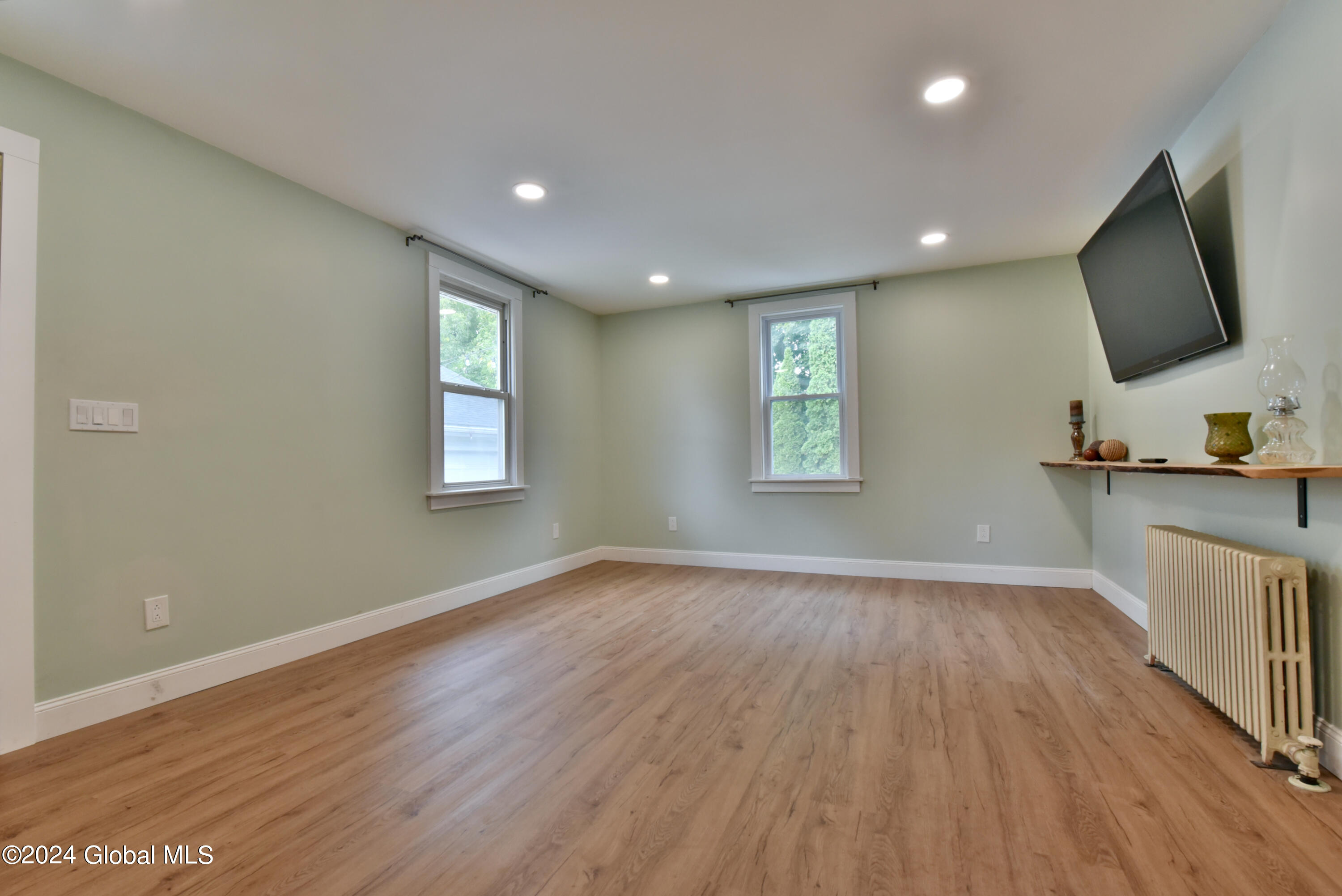 186 Vischer Ferry Road Rexford, NY 12148 - Photo 17 of 37 21