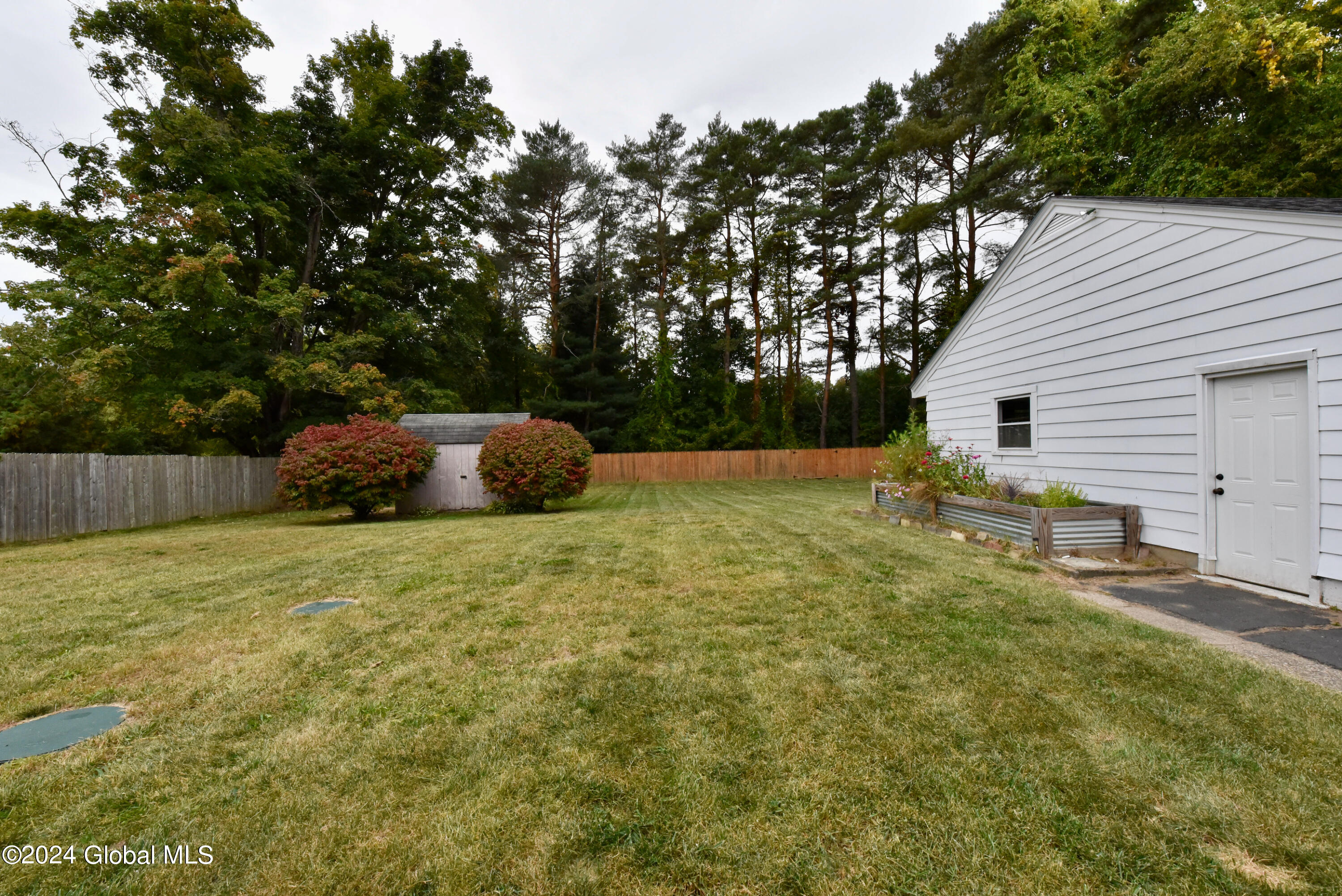 186 Vischer Ferry Road Rexford, NY 12148 - Photo 36 of 37 43