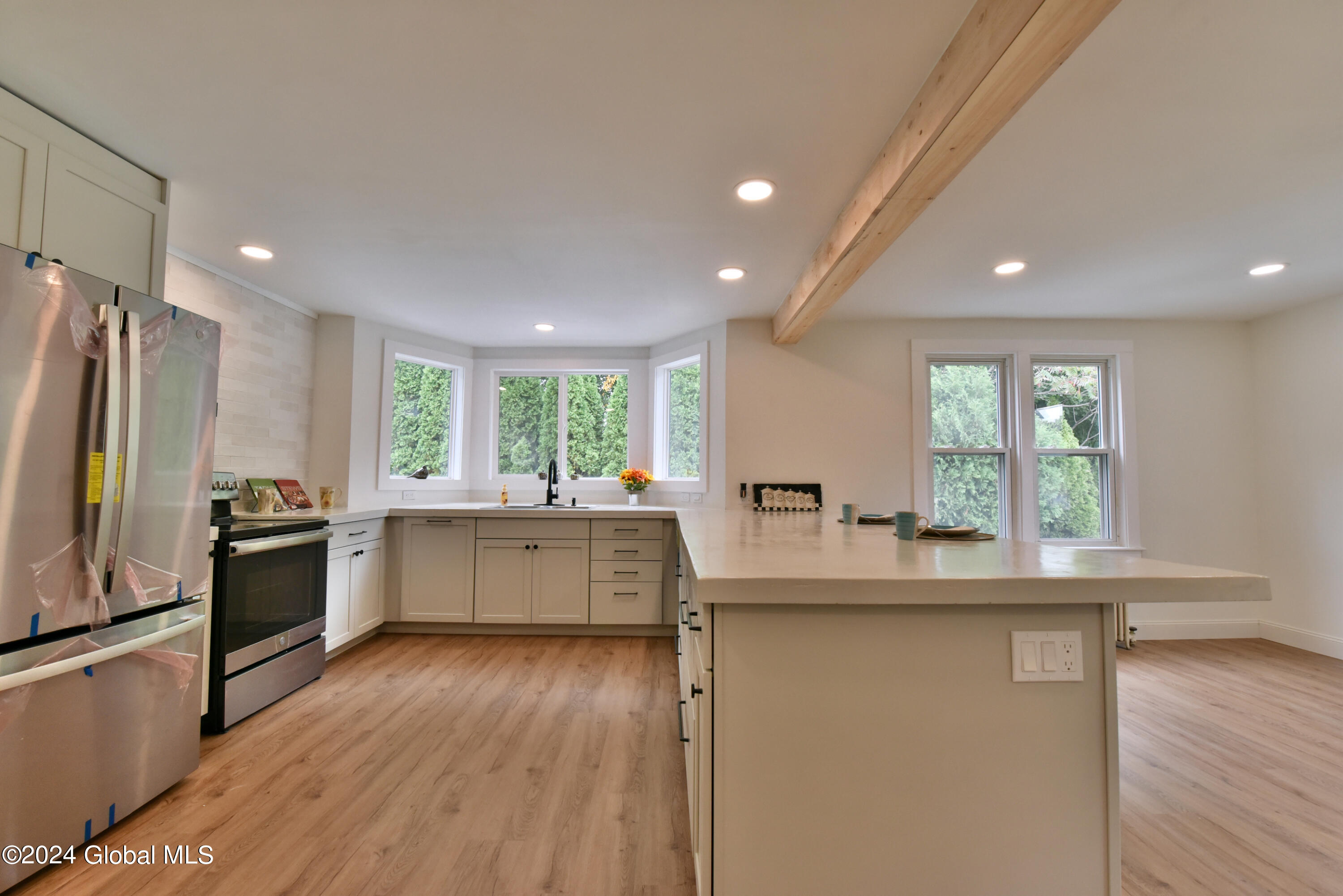 186 Vischer Ferry Road Rexford, NY 12148 - Photo 10 of 37 12