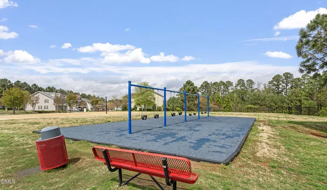 a view of a yard with furniture