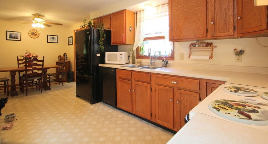 171 Wendell Road Montague, MA 01349 - Photo 4 of 30 Gallery Image 4