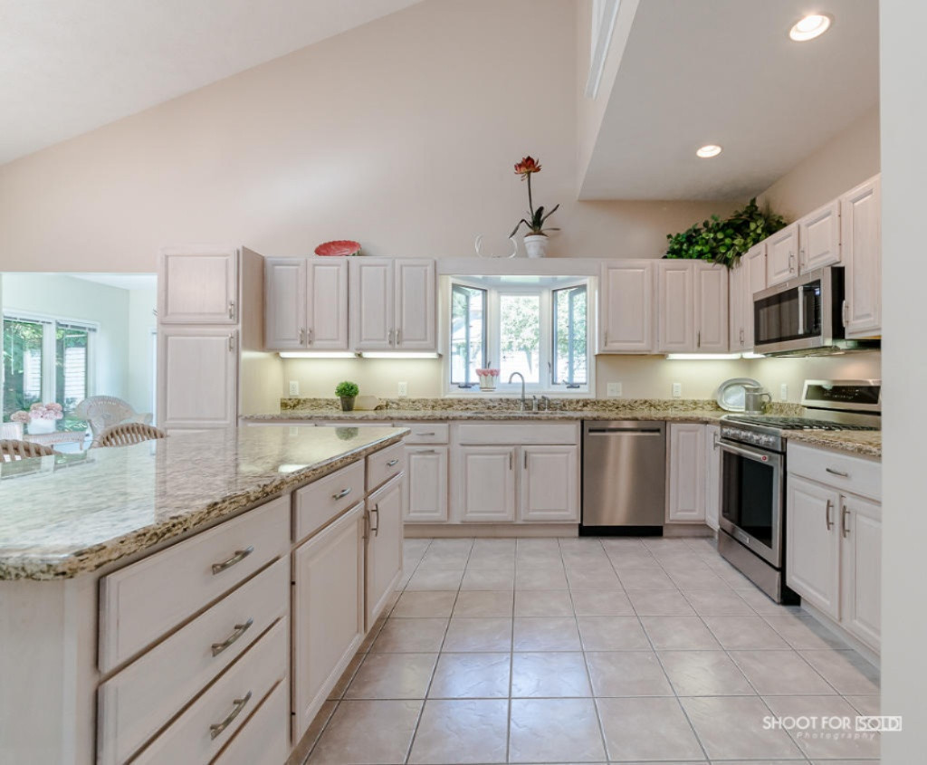 16156 Terrace Road Spring Lake, MI 49456 - Photo 5 of 74 16156TerraceDr39Lores