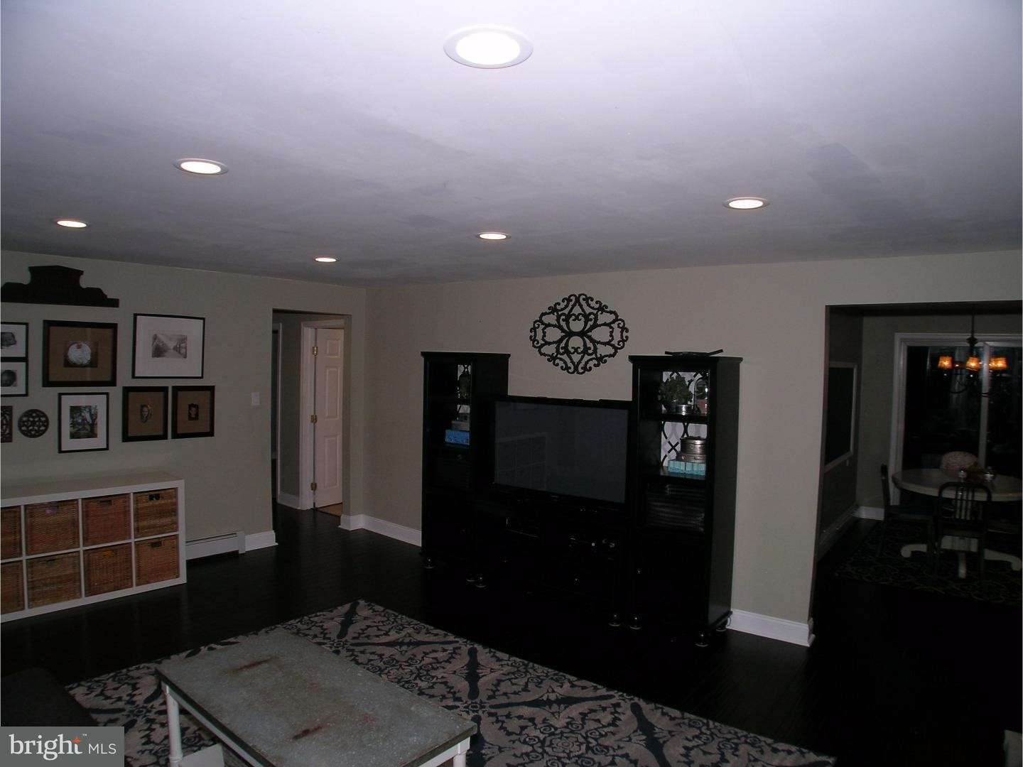 635 Ridge Road Telford, PA 18969 - Photo 3 of 6