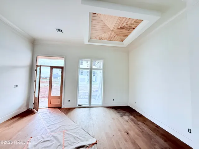 $724,900 | 212 Sabal Grv Lane, Youngsville, LA 70592