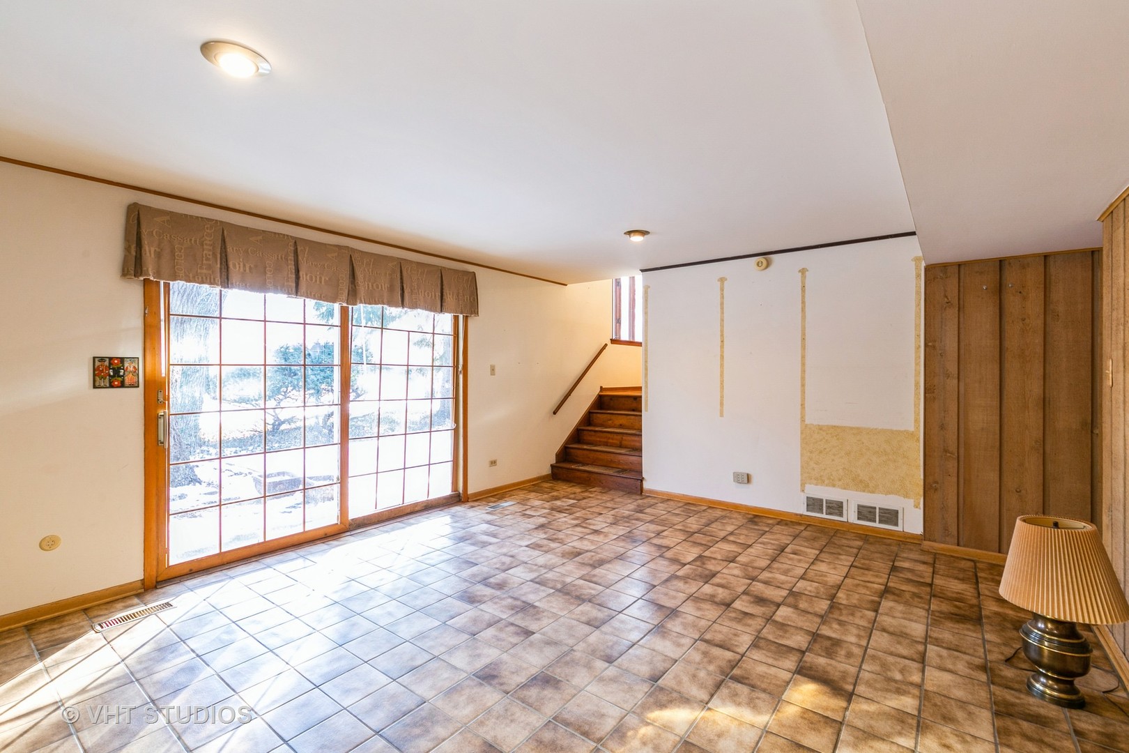 565 Hamilton Wood Homewood, IL 60430 - Photo 16 of 20 Gallery Image 16