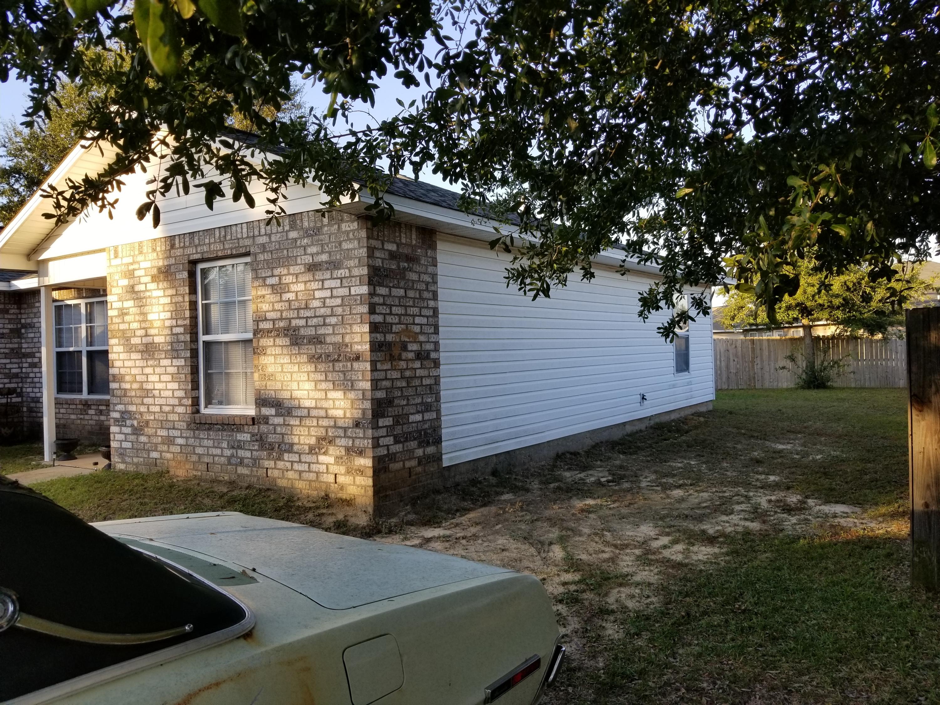 4665 Falcon Way Crestview, FL 32539 - Photo 8 of 24 Gallery Image 8