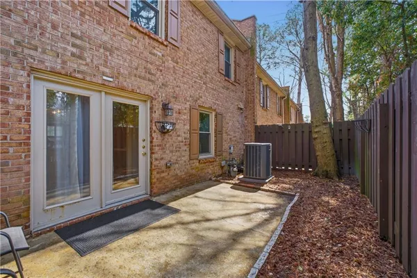 a view of backyard of a house