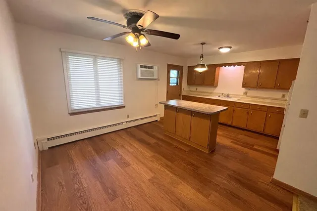 $1,475 | 2406 Fremont Avenue, Madison, WI 53704