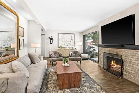 $1,150,000 | 20380 Crystal Springs Loop, Grand Rapids, MN 55744