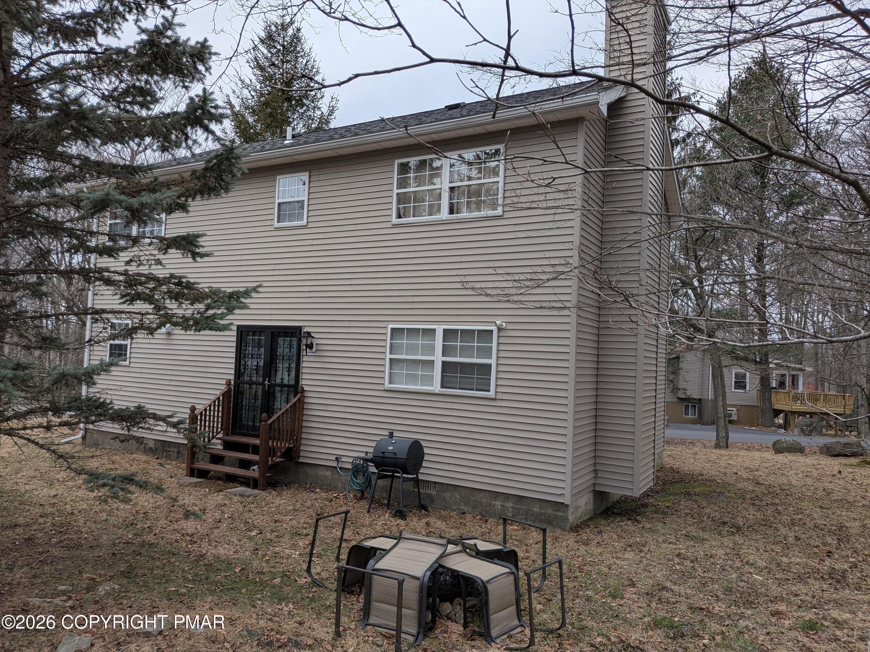 8094 Elizabeth Lane Tobyhanna, PA 18466 - Photo 5 of 26 PXL_20260327_173258608