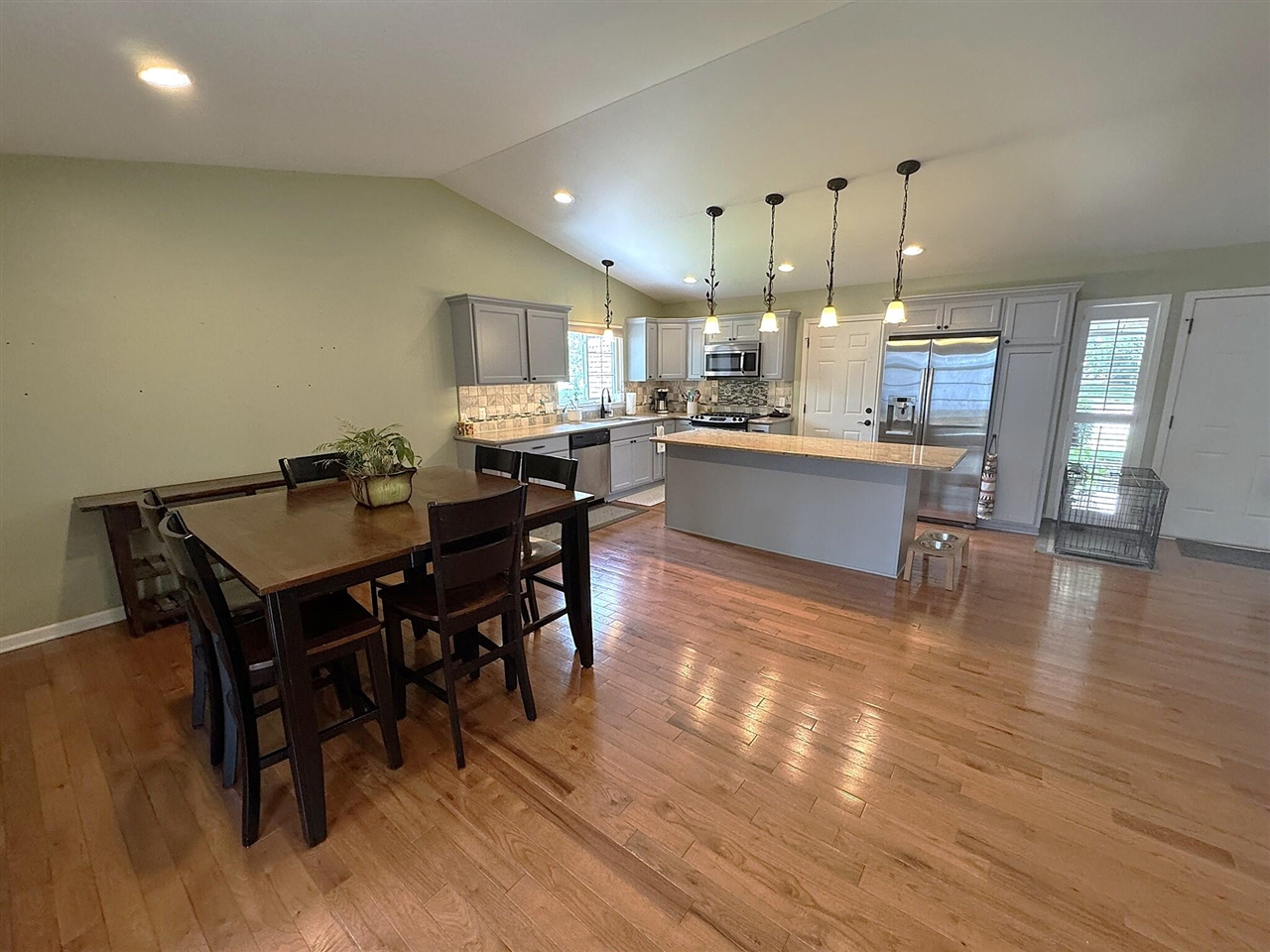39889 Coronation Road Canton, MI 48188 - Photo 19 of 51