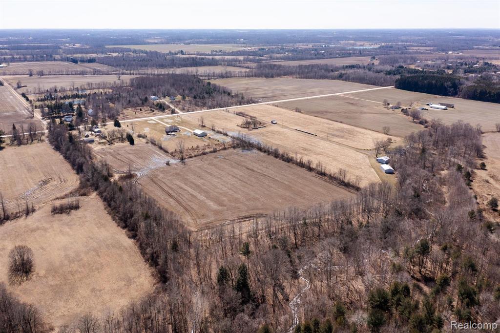 8014 Imlay City Road Avoca, MI 48006 - Photo 37 of 47