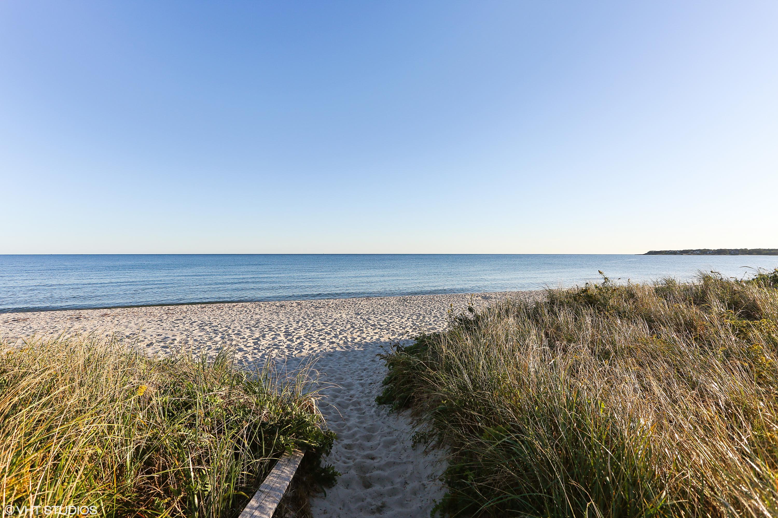 358 Strawberry Hill Road Centerville, MA 02632 - Photo 25 of 25 a view of an ocean