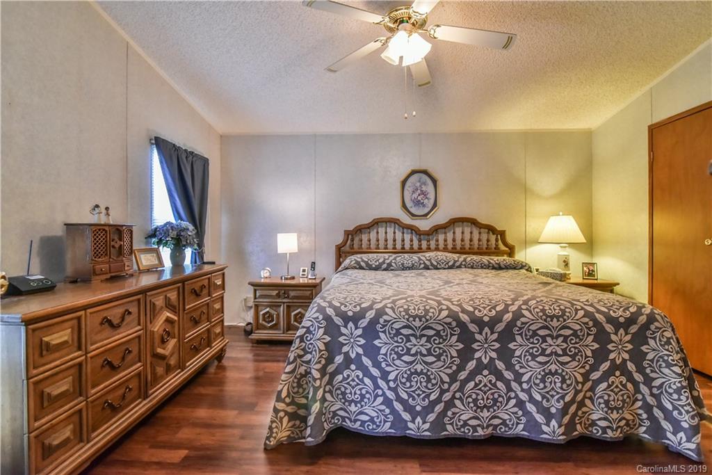 9 Ridge Road Candler, NC 28715 - Photo 12 of 25 Gallery Image 12