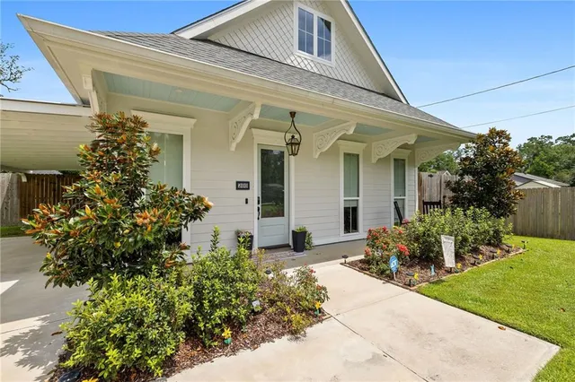 $525,000 | 208 East Pecan Street, Ponchatoula, LA 70454