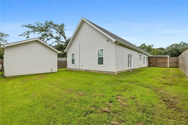 $525,000 | 208 East Pecan Street, Ponchatoula, LA 70454