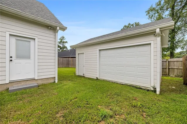 $525,000 | 208 East Pecan Street, Ponchatoula, LA 70454