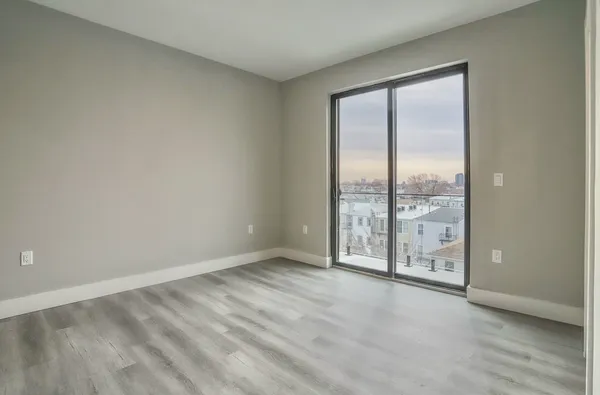 $3,230 | 3516 John F. Kennedy Boulevard, Unit 203, Jersey City, NJ 07307