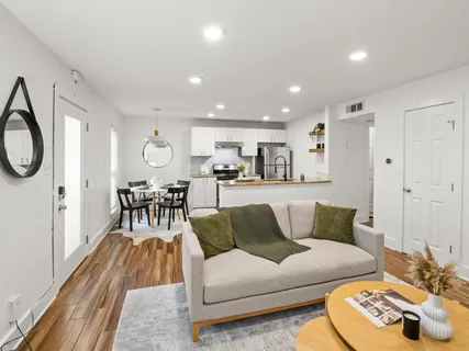 $250,000 | 5820 Berkman Drive, Unit 110, Austin, TX 78723