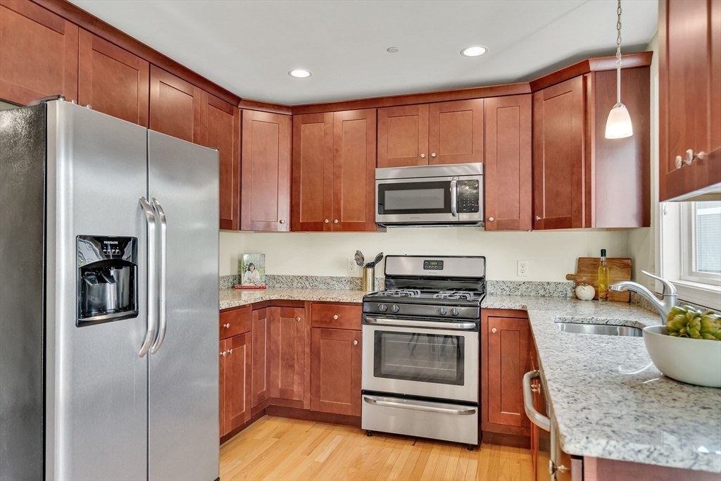 311 Littleton Road, Unit 31 Chelmsford, MA 01824 - Photo 9 of 29 Gallery Image 9
