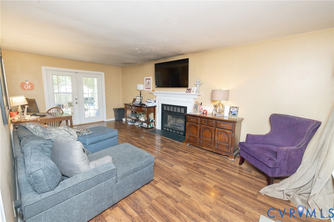 2309 Arrowood Road Midlothian, VA 23112 - Photo 6 of 29 Gallery Image 6