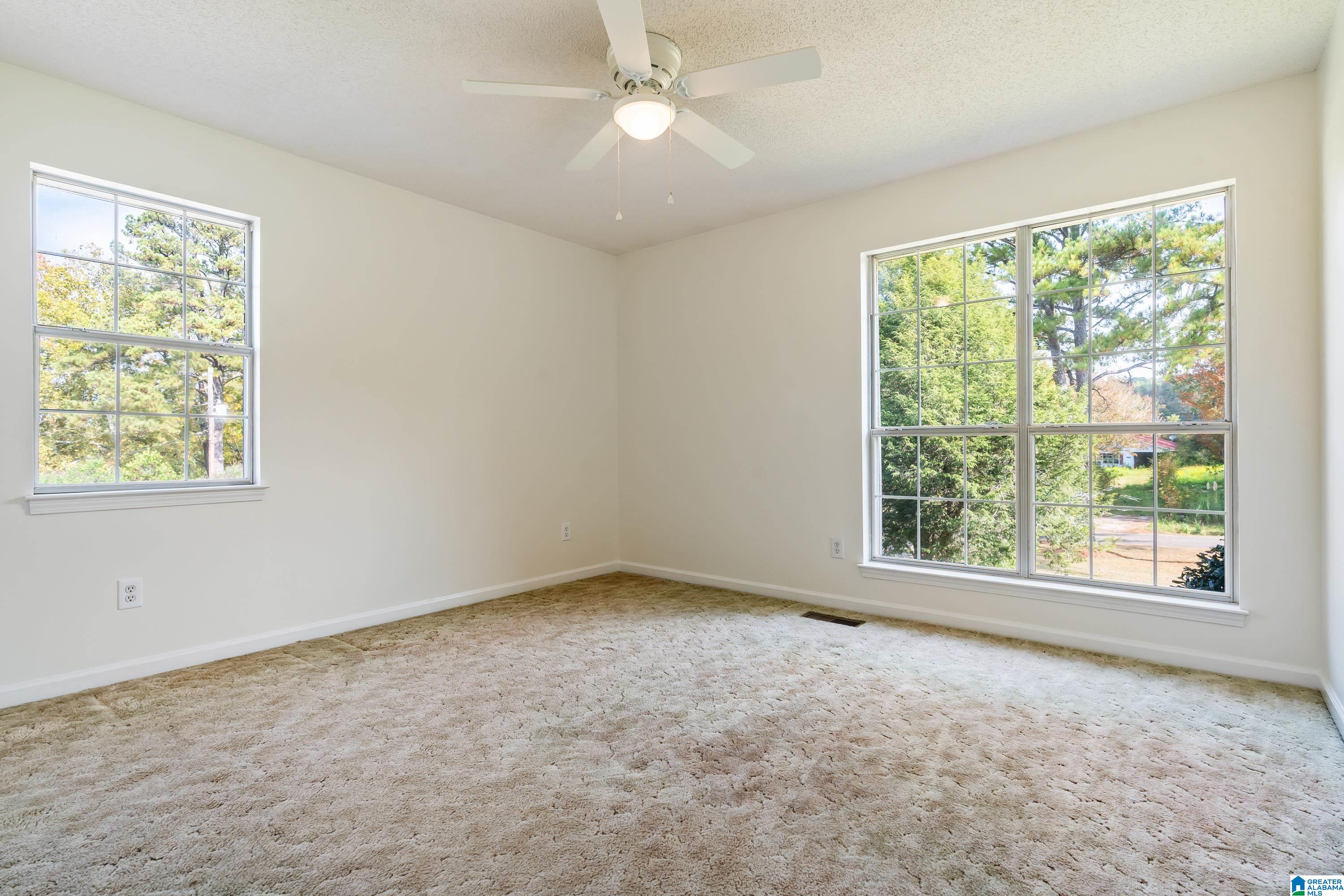 1012 Overhill Road Southeast Bessemer, AL 35022 - Photo 22 of 35
