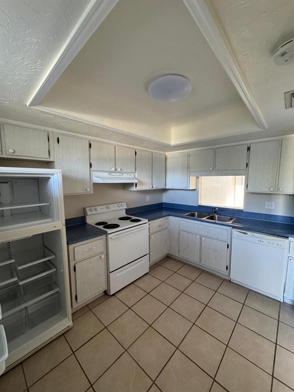 2050 Oleander Boulevard, Unit 5202 Fort Pierce, FL 34950 - Photo 6 of 18