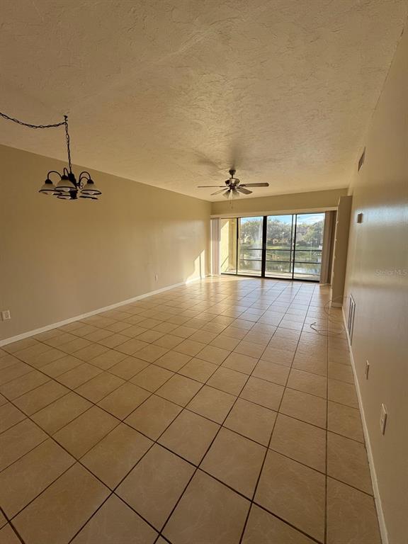 2050 Oleander Boulevard, Unit 5202 Fort Pierce, FL 34950 - Photo 8 of 18