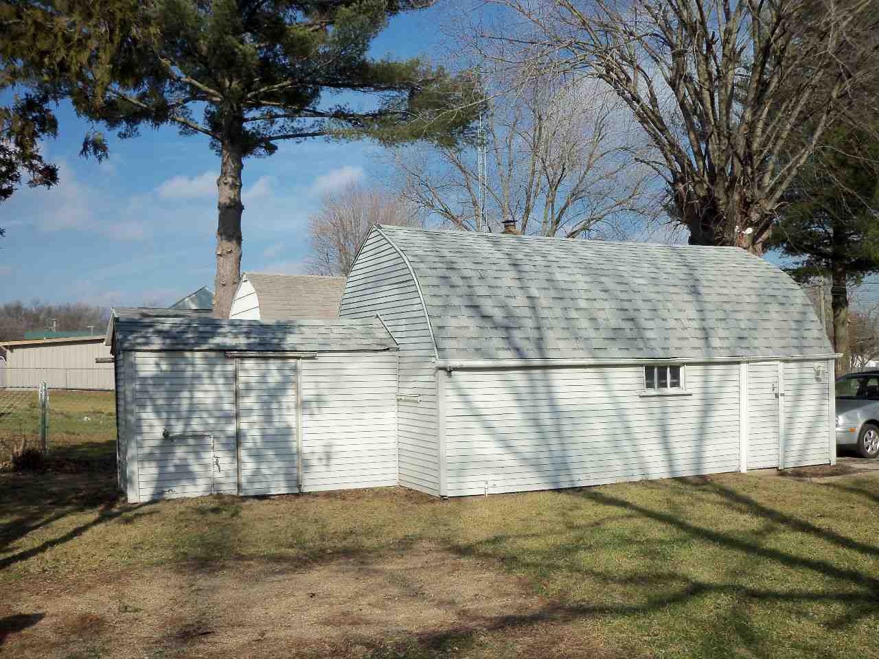 56639 Oak Road South Bend, IN 46619 - Photo 3 of 28 Gallery Image 3
