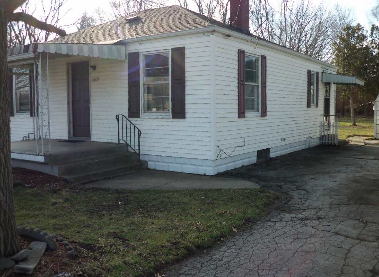 56639 Oak Road South Bend, IN 46619 - Photo 23 of 28 Gallery Image 23