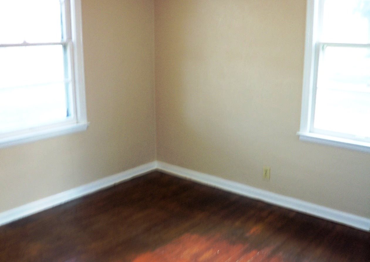 56639 Oak Road South Bend, IN 46619 - Photo 10 of 28 Gallery Image 10