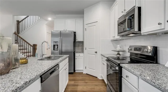 $2,100 | 2021 Old Covington Highway Southeast, Unit 209, Conyers, GA 30013