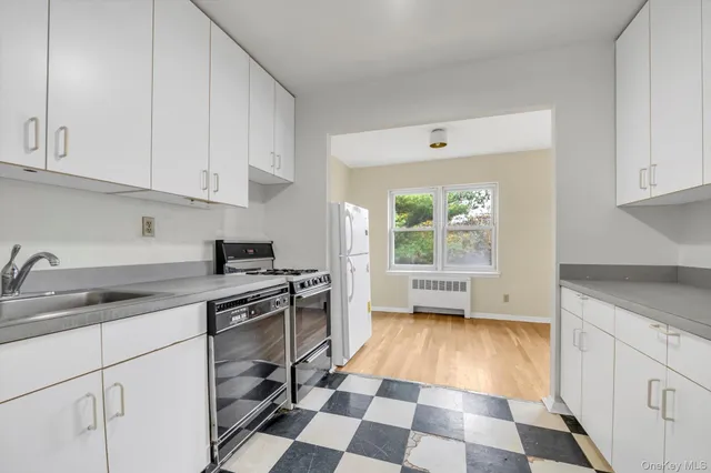 $225,000 | 643 Pelham Road, Unit 6D, New Rochelle, NY 10805