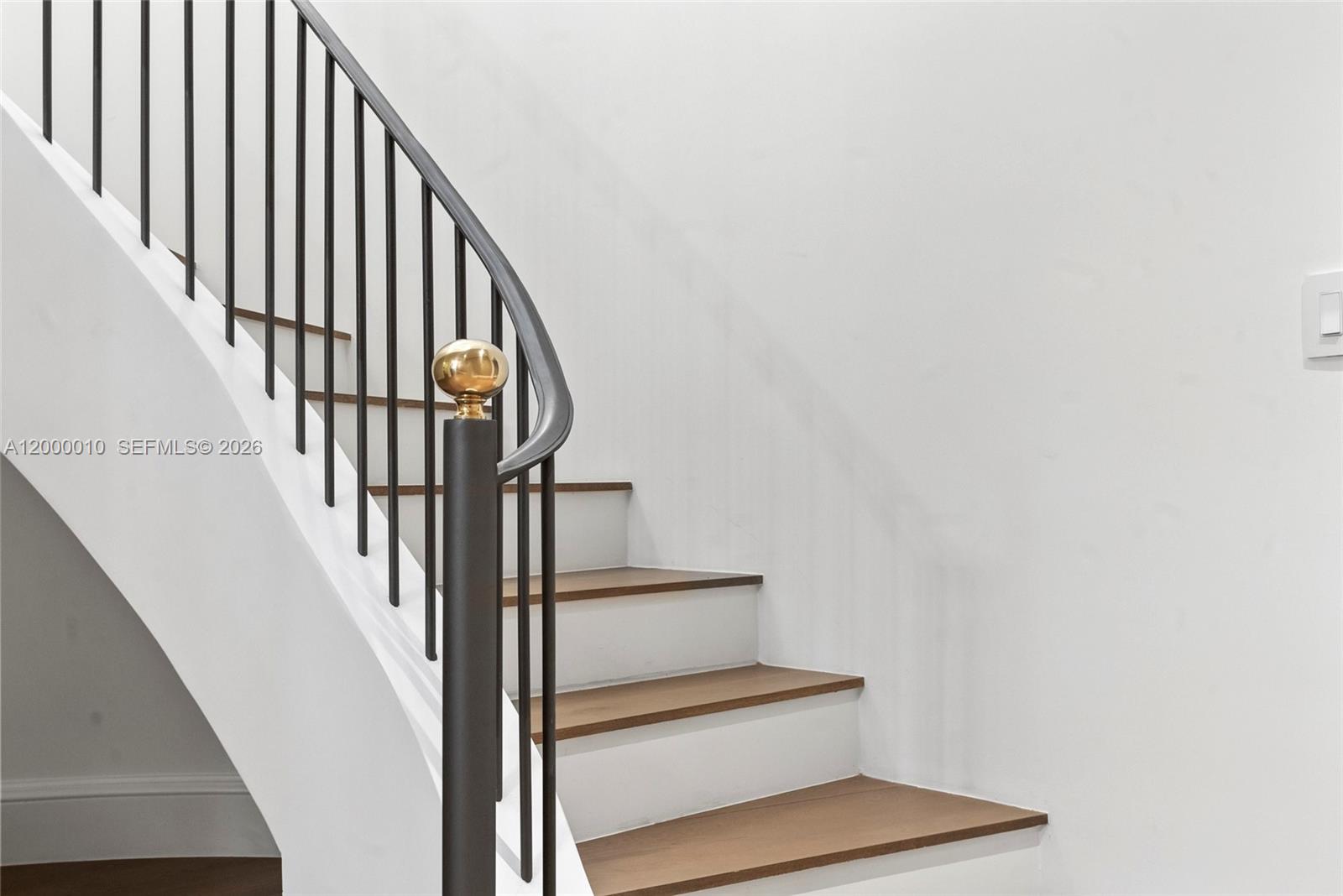 2617 Anderson Road Coral Gables, FL 33134 - Photo 5 of 49 a view of entryway