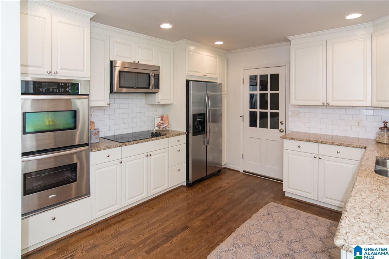 3705 Forest Run Road Birmingham, AL 35223 - Photo 10 of 36
