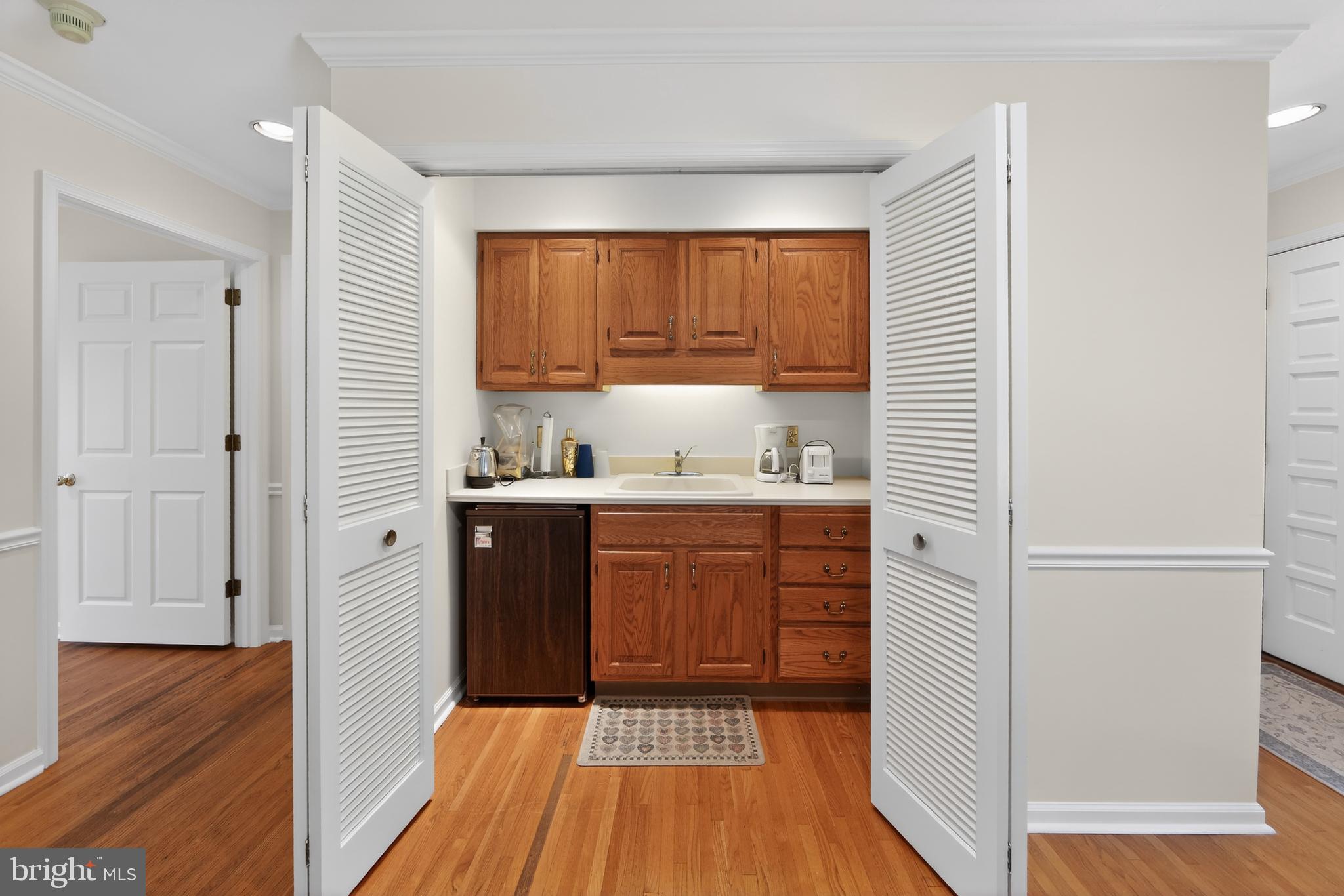 2119 County Line Road Villanova, PA 19085 - Photo 25 of 52 Kitchenette