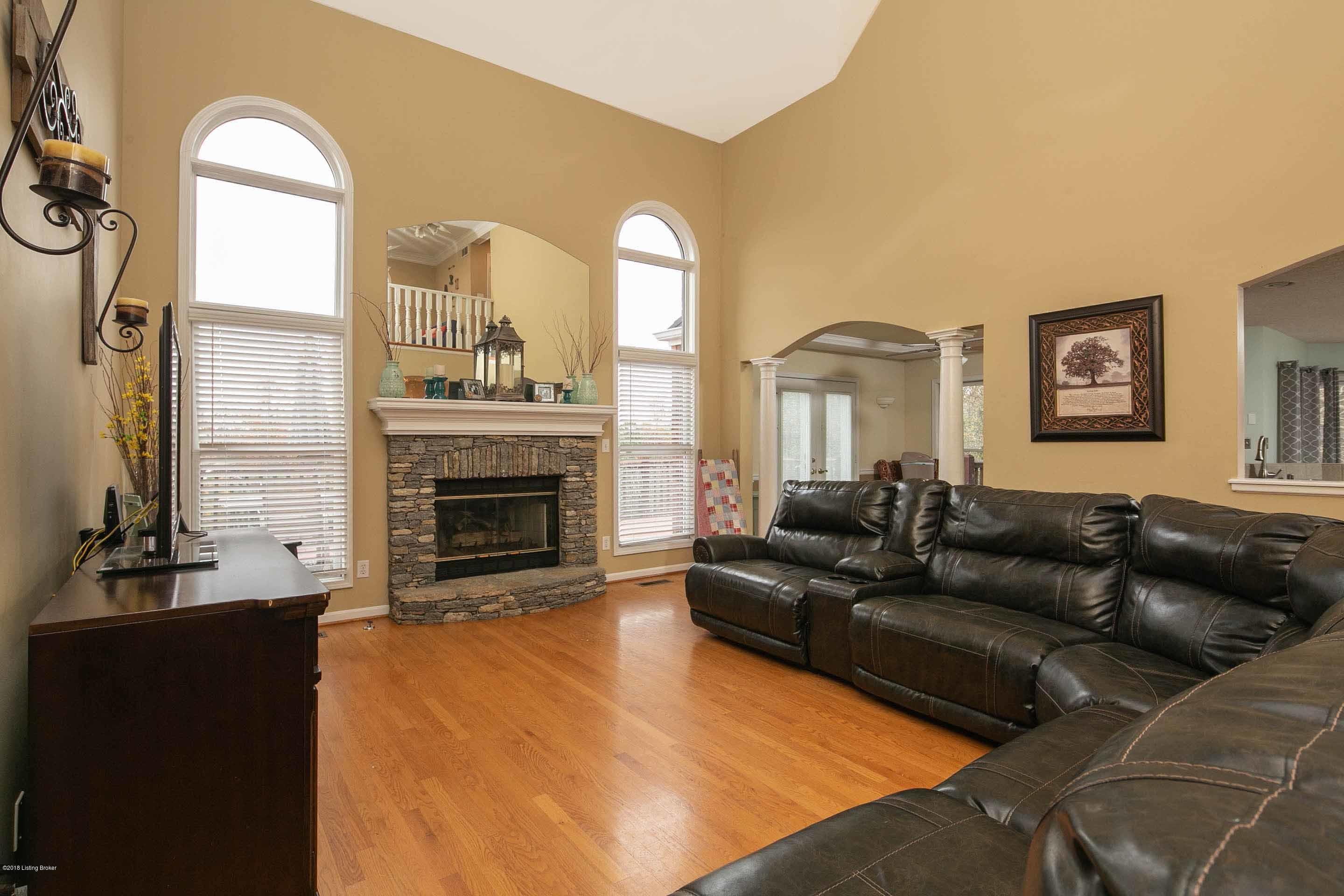 1912 Grand Ridge Road Louisville, KY 40214 - Photo 18 of 58 17