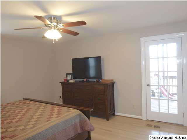 229 Tradewinds Circle Alabaster, AL 35007 - Photo 10 of 23