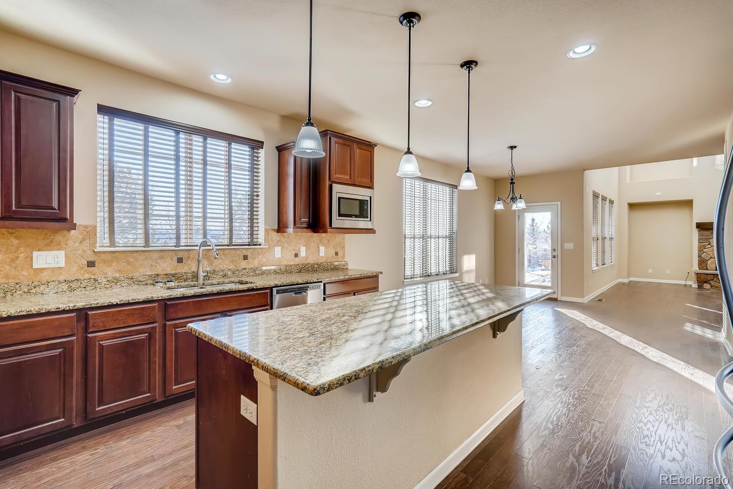 1626 Pecos Loop Broomfield, CO 80023 - Photo 11 of 25