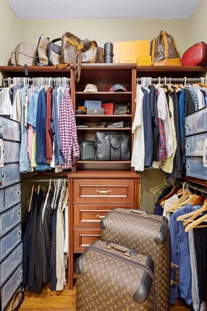 $835,000 | 5210 Hammock Circle, St. Cloud, FL 34771