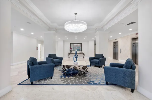 $394,000 | 1620 South Ocean Boulevard, Unit 5L, Lauderdale-by-the-Sea, FL 33062