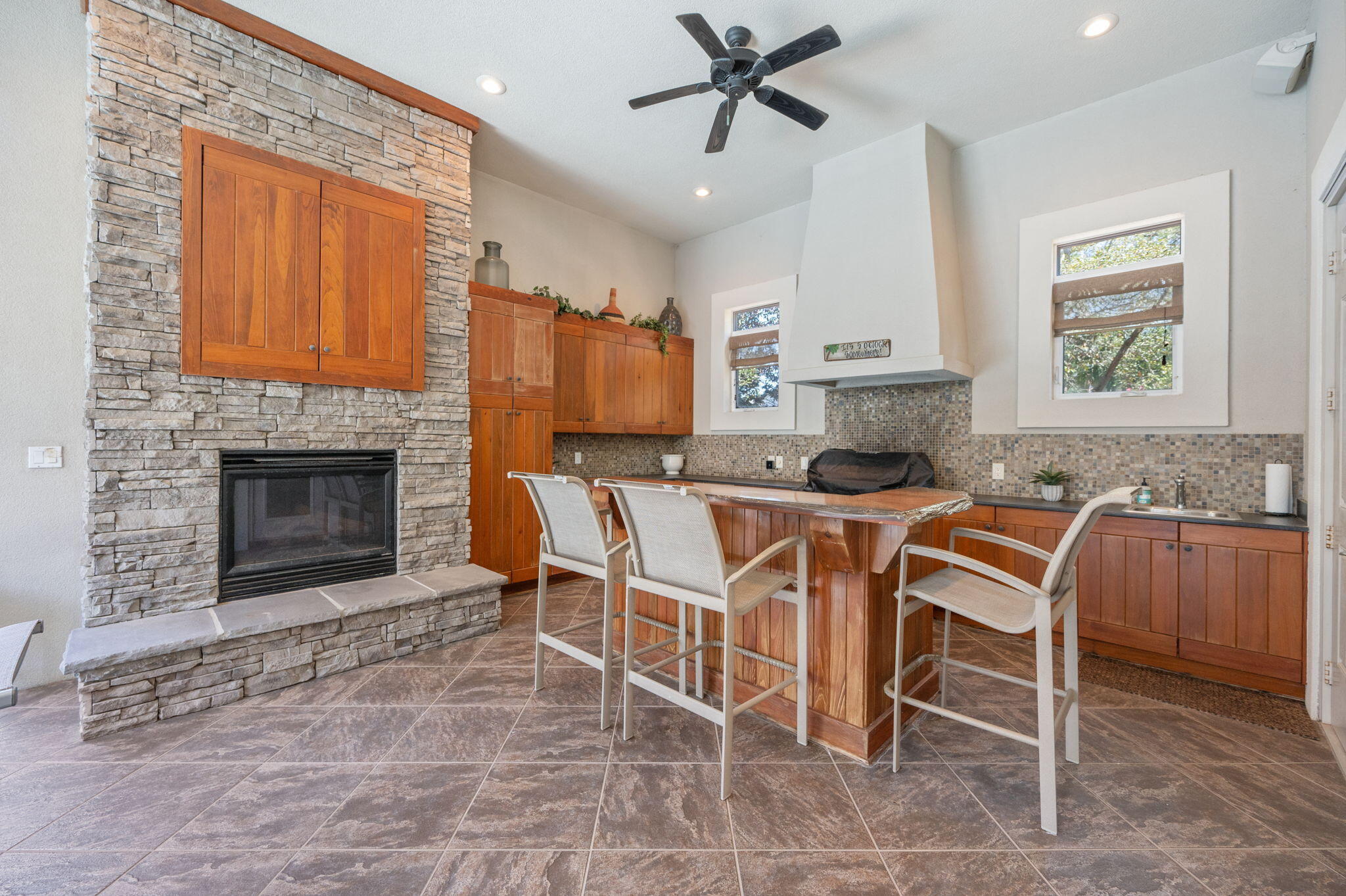 2943 Pine Valley Road Miramar Beach, FL 32550 - Photo 79 of 97 Patio