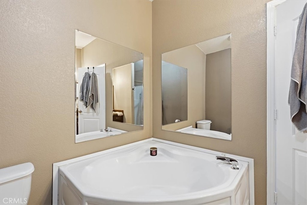 16600 Downey Avenue, Unit 104 Paramount, CA 90723 - Photo 20 of 24