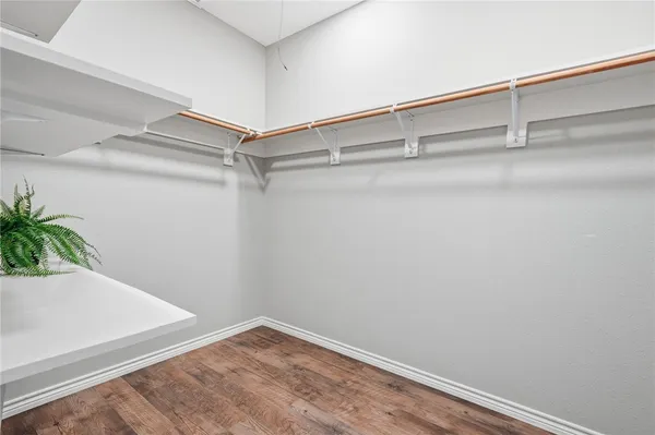 a view of a room with shelf